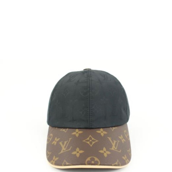 Like new Louis Vuitton essential cap - Picture 3 of 5